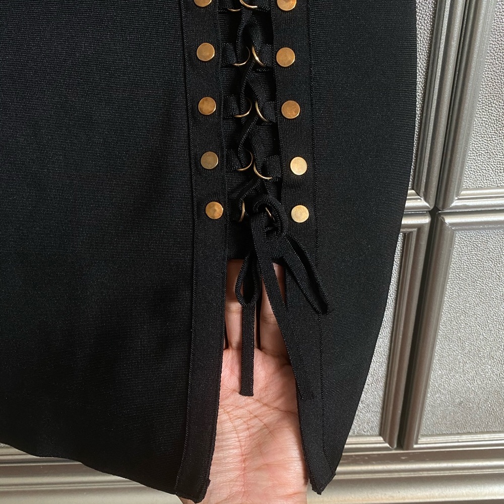 Mini black skirt